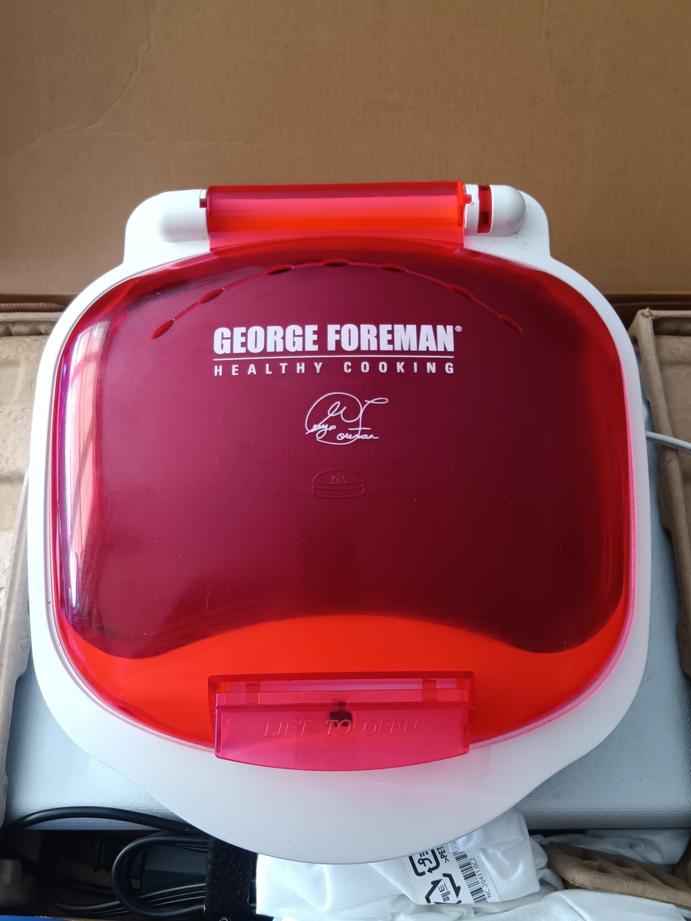 Red Electric Grill - Healthy Cooking